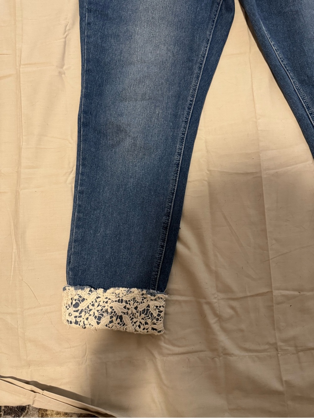 Hydraulic Cropped Jeans Size 14 Blue Denim Crochet Cuff Boho Stretch - Picture 3 of 7